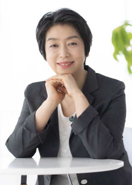 代表 小暮 晃子